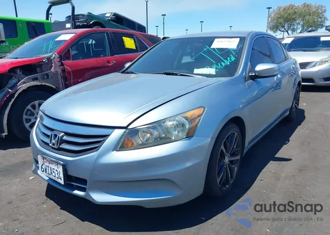 2012 Honda Accord 2.4 Lx z USA, uszkodzony, nr VIN 1HGCP2F34CA125136
